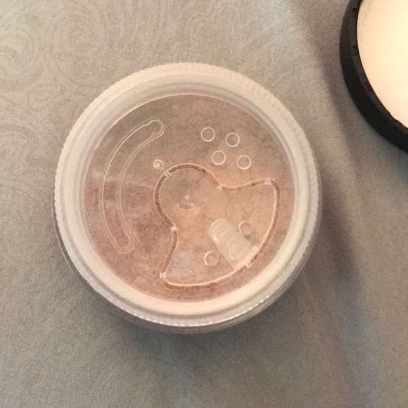 bareMinerals Original Foundation - Picture 4 of 5